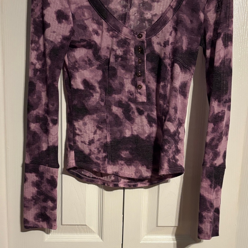 PILCRO for Anthropologie Andie ribbed purple tie dye henley top size XXS - Picture 6 of 8
